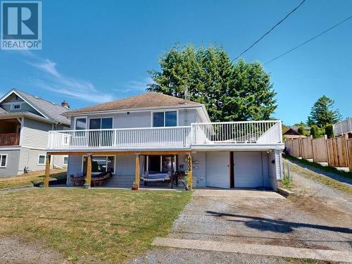 4608 Redonda Ave, Powell River, BC - Outdoor With Deck Patio Veranda