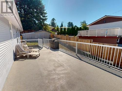 4608 Redonda Ave, Powell River, BC - Outdoor With Deck Patio Veranda With Exterior