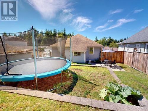 4608 Redonda Ave, Powell River, BC - Outdoor