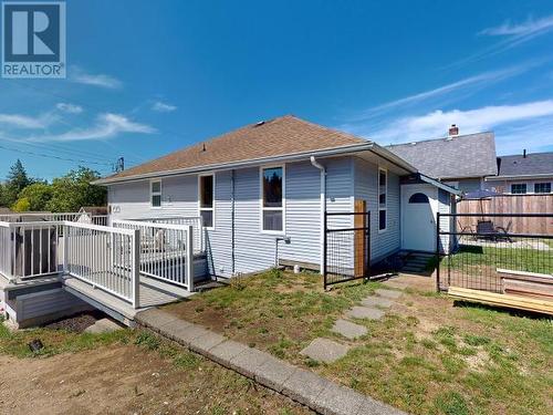 4608 Redonda Ave, Powell River, BC - Outdoor With Deck Patio Veranda With Exterior