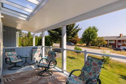 2280 Somerset Road, West Kelowna, BC - Outdoor