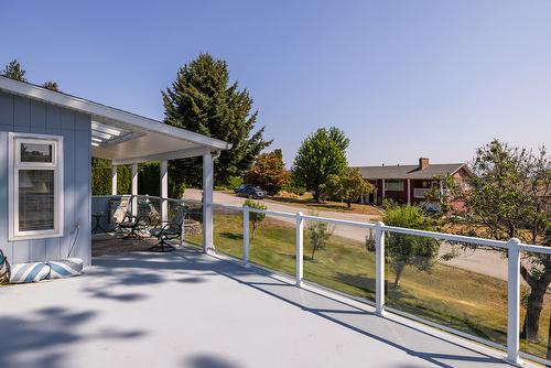 2280 Somerset Road, West Kelowna, BC - Outdoor