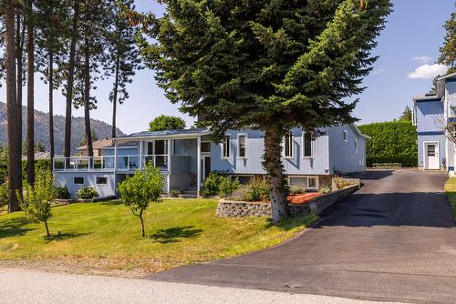 2280 Somerset Road, West Kelowna, BC - Outdoor With Facade