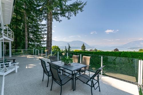 1501 18 Avenue, Salmon Arm, BC - Outdoor With Deck Patio Veranda