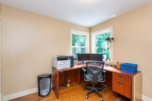 1501 18 Avenue, Salmon Arm, BC - Indoor Photo Showing Office