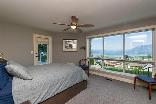 1501 18 Avenue, Salmon Arm, BC - Indoor Photo Showing Bedroom