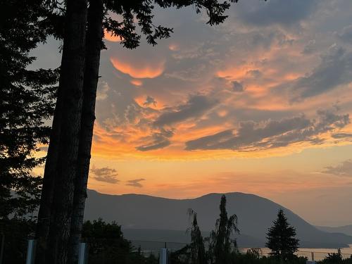 1501 18 Avenue, Salmon Arm, BC - Outdoor With View