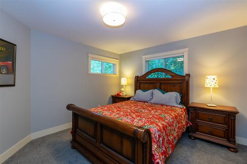 1501 18 Avenue, Salmon Arm, BC - Indoor Photo Showing Bedroom