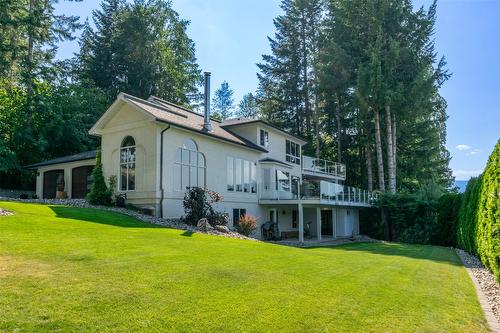 1501 18 Avenue, Salmon Arm, BC - Outdoor With Deck Patio Veranda