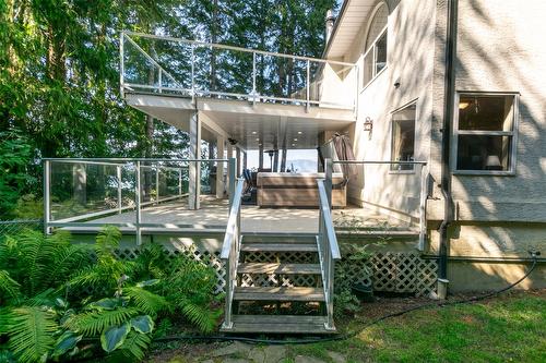 1501 18 Avenue, Salmon Arm, BC - Outdoor