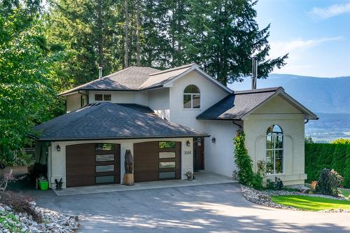 1501 18 Avenue, Salmon Arm, BC - Outdoor