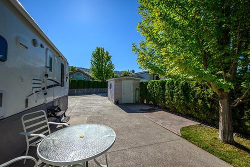 121-8000 Highland Road, Vernon, BC - Outdoor