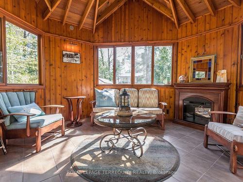 19 Finley Dr, Tiny, ON - Indoor Photo Showing Living Room With Fireplace