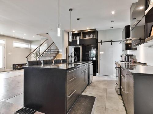 Kitchen - 134 Av. St-Germain, Saint-Denis-Sur-Richelieu, QC - Indoor Photo Showing Kitchen With Upgraded Kitchen