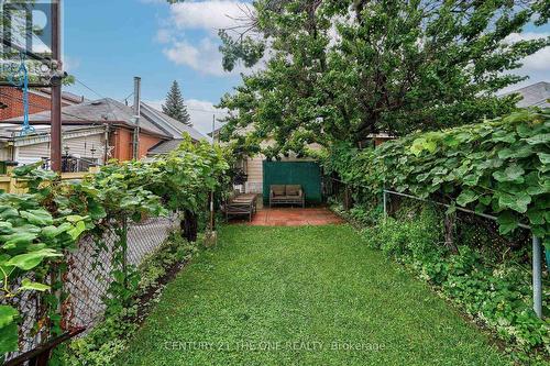 90 Clovelly Avenue, Toronto (Oakwood Village), ON - Outdoor