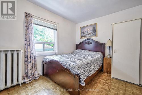 90 Clovelly Avenue, Toronto (Oakwood Village), ON - Indoor Photo Showing Bedroom