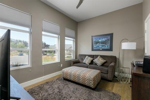 456 Cavell Place, Kelowna, BC - Indoor Photo Showing Other Room