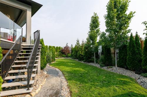 456 Cavell Place, Kelowna, BC - Outdoor