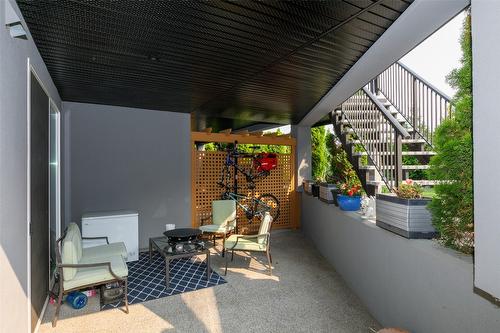 456 Cavell Place, Kelowna, BC - Outdoor With Deck Patio Veranda With Exterior