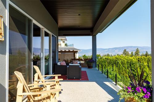 456 Cavell Place, Kelowna, BC - Outdoor With Deck Patio Veranda With Exterior