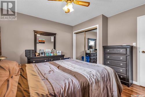 434 Colonel Otter Drive, Swift Current, SK - Indoor Photo Showing Bedroom