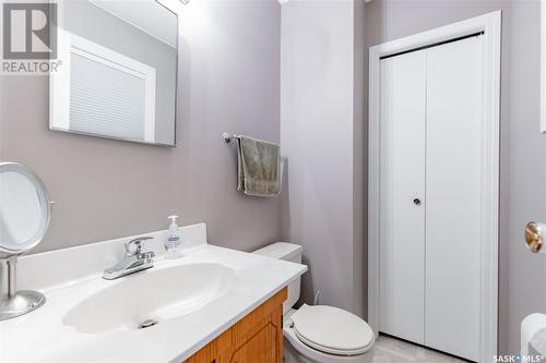 434 Colonel Otter Drive, Swift Current, SK - Indoor Photo Showing Bathroom