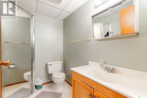 434 Colonel Otter Drive, Swift Current, SK - Indoor Photo Showing Bathroom