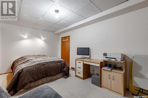 434 Colonel Otter Drive, Swift Current, SK - Indoor Photo Showing Bedroom