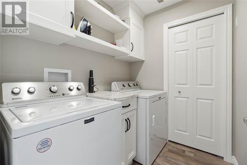 1510 Venetian Boulevard Unit# M7, Point Edward, ON - Indoor Photo Showing Laundry Room