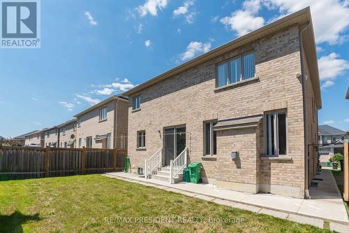 7 Wellpark Way, Brampton (Bram East), ON - Outdoor