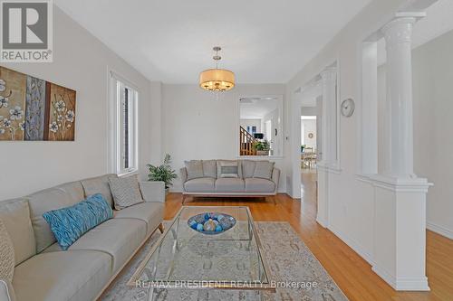 7 Wellpark Way, Brampton (Bram East), ON - Indoor Photo Showing Living Room