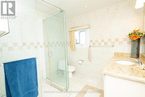 5955 Mayfield Road, Brampton (Vales Of Castlemore North), ON - Indoor Photo Showing Bathroom