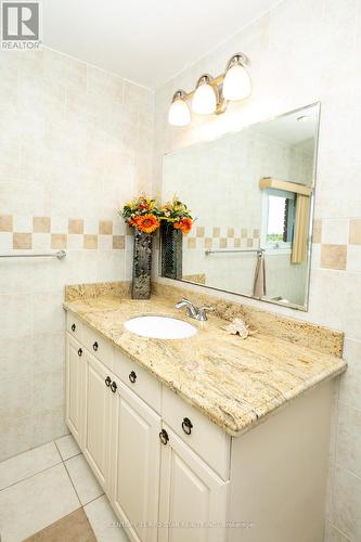 5955 Mayfield Road, Brampton, ON - Indoor Photo Showing Bathroom