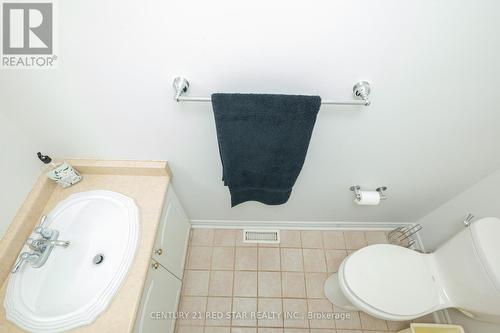 5955 Mayfield Road, Brampton, ON - Indoor Photo Showing Bathroom