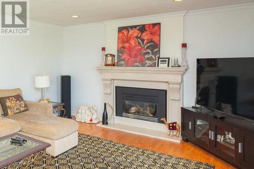 5955 Mayfield Road, Brampton (Vales Of Castlemore North), ON - Indoor Photo Showing Living Room With Fireplace