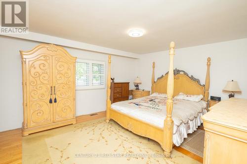 5955 Mayfield Road, Brampton (Vales Of Castlemore North), ON - Indoor Photo Showing Bedroom