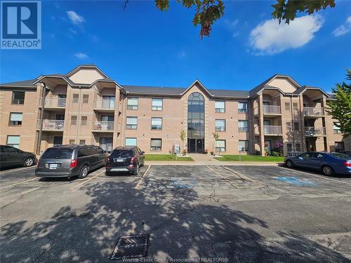 401 Grand Marais Unit# 307, Windsor, ON - Outdoor With Balcony With Facade