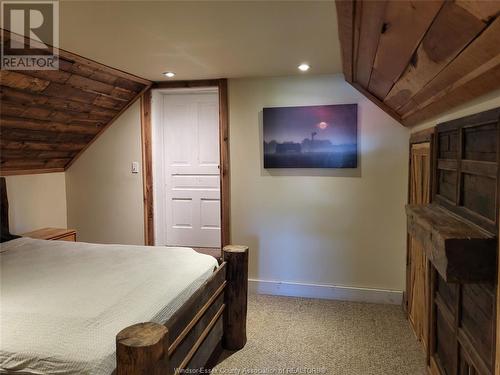 130 County Rd 27 West, Kingsville, ON - Indoor Photo Showing Bedroom