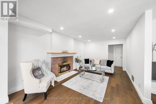 42 Drumern Crescent, Richmond Hill, ON - Indoor Photo Showing Living Room With Fireplace