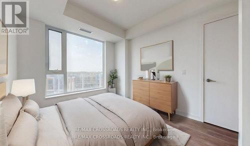 410 - 6 David Eyer Road, Richmond Hill, ON - Indoor Photo Showing Bedroom