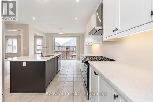 78 Bearberry Road, Springwater (Midhurst), ON - Indoor Photo Showing Kitchen