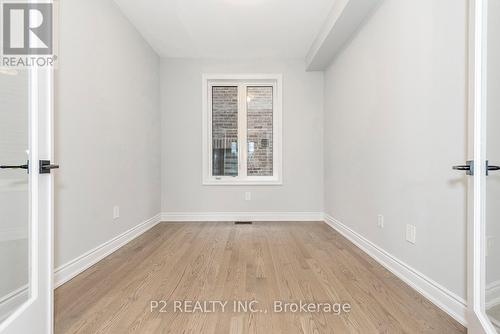 49 Periwinkle Road, Springwater (Midhurst), ON - Indoor Photo Showing Other Room