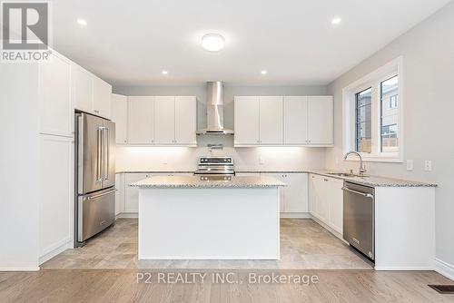 49 Periwinkle Road, Springwater (Midhurst), ON - Indoor Photo Showing Kitchen With Upgraded Kitchen