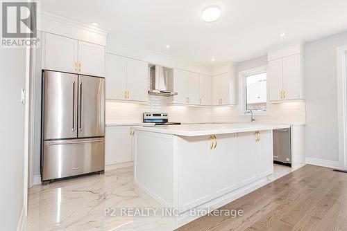 4 Wild Ginger Lane, Springwater (Midhurst), ON - Indoor Photo Showing Kitchen With Upgraded Kitchen