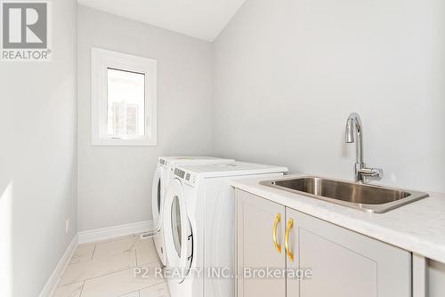 4 Wild Ginger Lane, Springwater (Midhurst), ON - Indoor Photo Showing Laundry Room