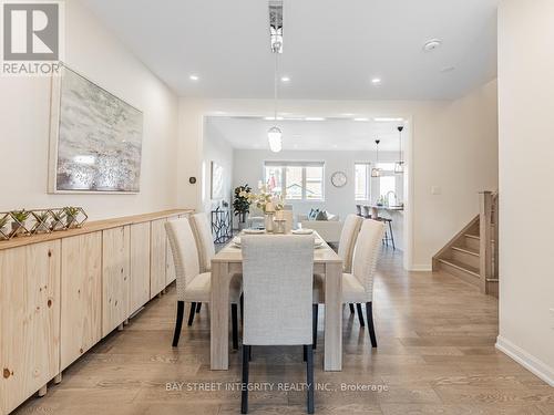 207 Harold Dent Trail, Oakville, ON - Indoor Photo Showing Dining Room