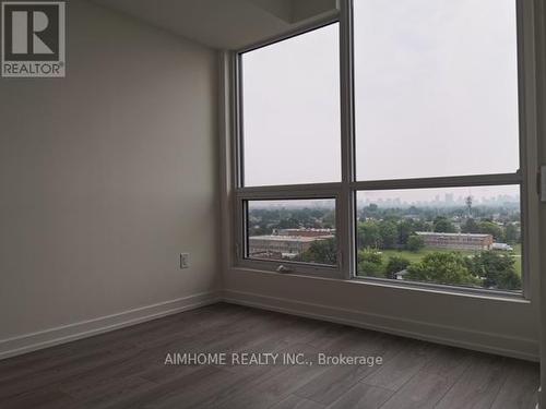 909 - 10 De Boers Drive, Toronto (York University Heights), ON - Indoor Photo Showing Other Room