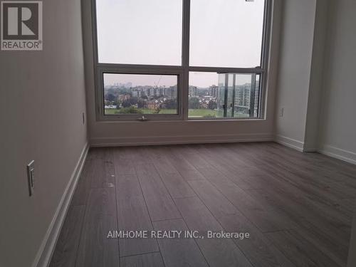 909 - 10 De Boers Drive, Toronto (York University Heights), ON - Indoor Photo Showing Other Room