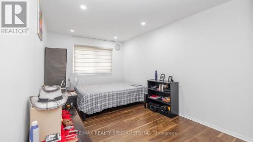 3 Sandringham Court, Brampton (Bramalea West Industrial), ON - Indoor Photo Showing Bedroom