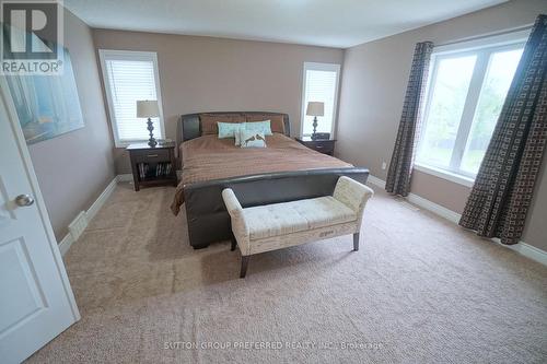 1792 Cedarpark Drive, London, ON - Indoor Photo Showing Bedroom